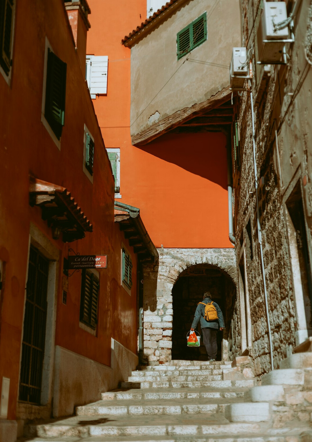 programmer working remotely in croatia