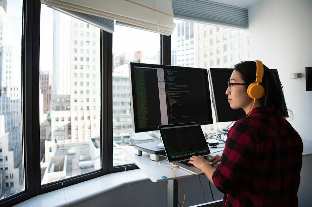 woman learning to code